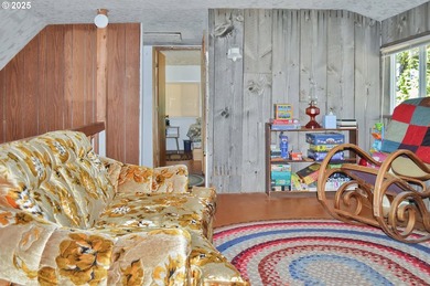 Waterfront Living with a Private Dock & Stunning Views! This - photo 32