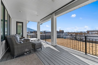 Don't miss this thoughtfully designed custom and fully finished - photo 38