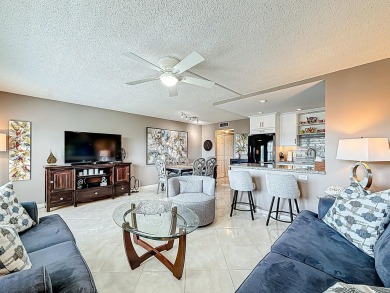 Lake Condo For Sale in Deerfield Beach, Florida