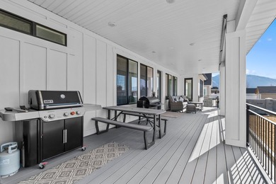 Don't miss this thoughtfully designed custom and fully finished - photo 41