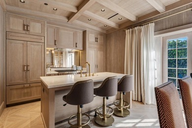Tucked away in the heart of town, 238 Phipps Plaza offers the - photo 12