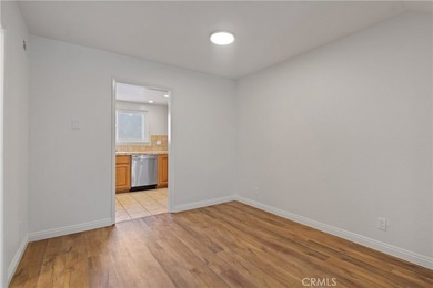 Nestled on the quiet Ridgecove Court S side in the highly - photo 4