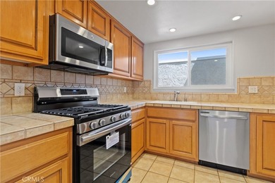Nestled on the quiet Ridgecove Court S side in the highly - photo 6
