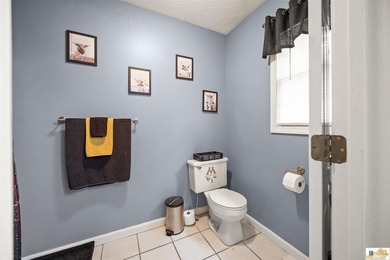 The square footage tells the story. With approximately 3,000 - photo 23