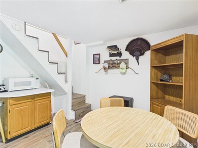 Finding a lakefront property with both great water access and - photo 30