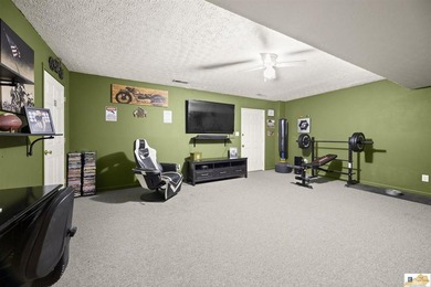 The square footage tells the story. With approximately 3,000 - photo 31