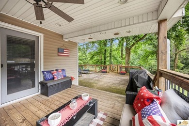 The square footage tells the story. With approximately 3,000 - photo 36