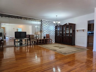 This Spacious 50x100 Lot, Building area 1,666 sf, (Living Area 1 - photo 3