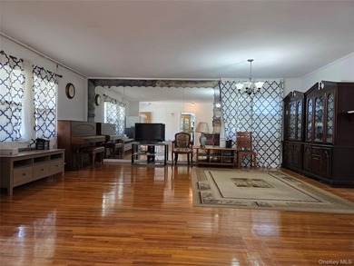 This Spacious 50x100 Lot, Building area 1,666 sf, (Living Area 1 - photo 4