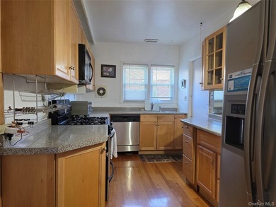 This Spacious 50x100 Lot, Building area 1,666 sf, (Living Area 1 - photo 5