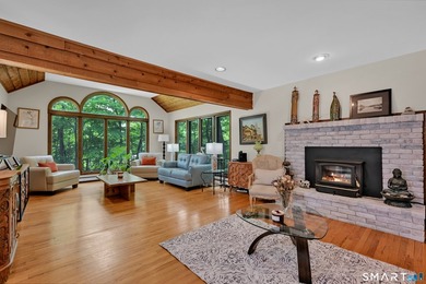 Welcome to 10 Candleview Drive, a beautifully renovated home in - photo 4