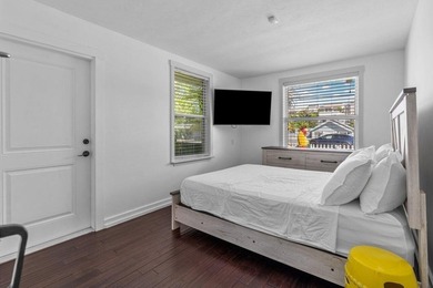 126 NE 4th Ave - photo 17