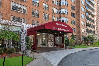 Welcome to 18K at Gerard Towers in the heart of Forest Hills - photo 1