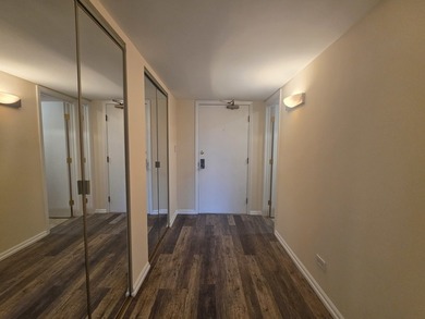 Welcome to this spacious and well-maintained 2-bedroom - photo 7