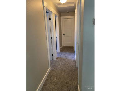 This home has it all! 5 Bedrooms, spacious master has a standing - photo 16