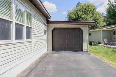 Enjoy the best of Northwoods living in this renovated 2-bedroom - photo 20