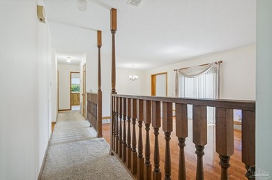 Welcome to this Mediterranean-inspired brick home in Northeast - photo 2