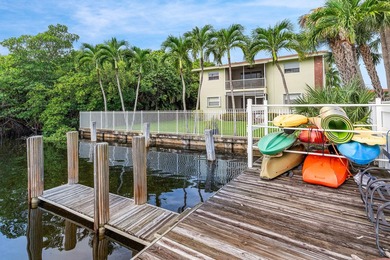 INTRACOASTAL VIEWS FULLY RENOVATED! Experience waterfront living - photo 26