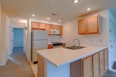 Well cared for Unit- that offers easy access to the unit w/it - photo 8