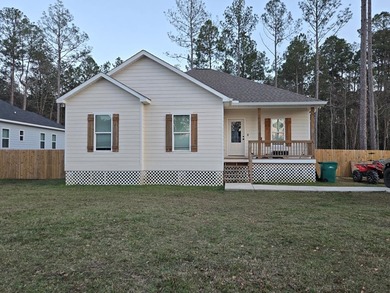 Lake Hide-A-Way Home For Sale in Carriere Mississippi
