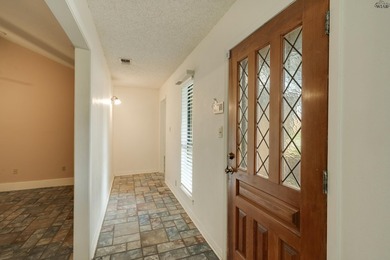 Corner-lot home with a great floor plan and endless potential! - photo 3