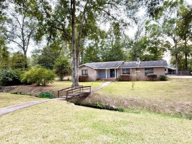 Lake Home Sale Pending in Picayune, Mississippi