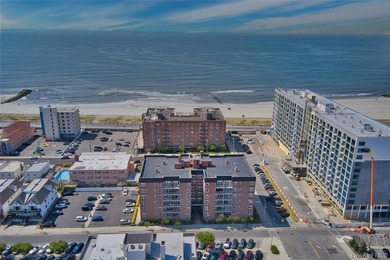 Welcome to the City by the Sea! Step into this beautifully - photo 3