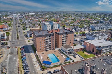 Welcome to the City by the Sea! Step into this beautifully - photo 4