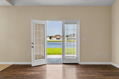 This lovely waterview 3BR / 2BA 2 car garage all Brick home in - photo 12