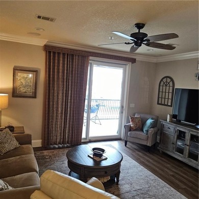 Turnkey unit in A Building Harbor Pointe. A204 is a 3-bedroom 3 - photo 13