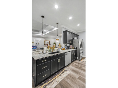 Welcome to easy, low-maintenance living at 2047 Berry Hill - photo 15