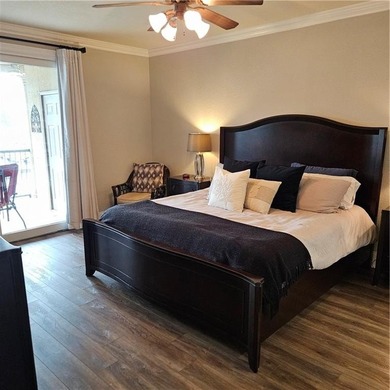 Turnkey unit in A Building Harbor Pointe. A204 is a 3-bedroom 3 - photo 15
