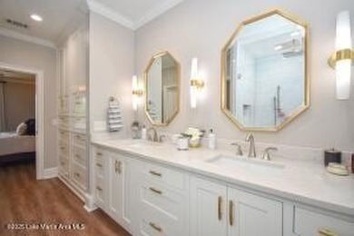 Turnkey unit in A Building Harbor Pointe. A204 is a 3-bedroom 3 - photo 17