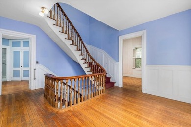 The George M. Hazard House is a substantial three-story - photo 20