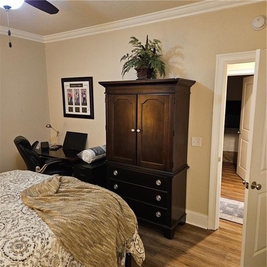 Turnkey unit in A Building Harbor Pointe. A204 is a 3-bedroom 3 - photo 22