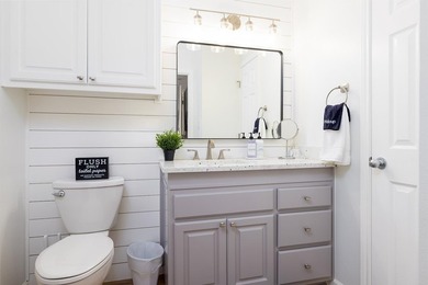 Welcome to 509 Hi Circle N, Unit B, where modern luxury meets - photo 29