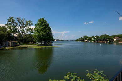 Welcome to 509 Hi Circle N, Unit B, where modern luxury meets - photo 34