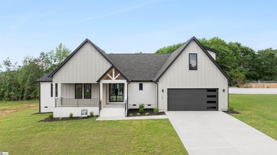 Lake Cooley Home For Sale in Wellford South Carolina