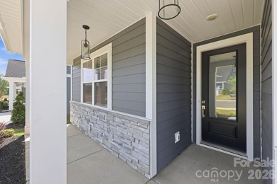 Welcome to easy living in this established 55+ community, now - photo 8