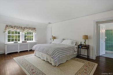 Discover the perfect blend of classic elegance, timeless charm - photo 19