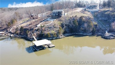 This 3-bedroom, 2.5-bath lakefront home offers over 2,000 square - photo 9