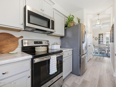 Welcome home to this beautiful two story residence built in 2022 - photo 8