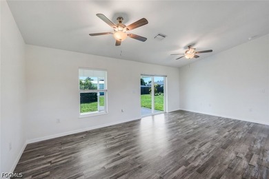 This beautifully built 2024 home offers 3 bedrooms, 2 bathrooms - photo 13