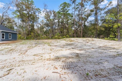 Eligible for 100% financing!! Brand New Home in Golf Course - photo 31