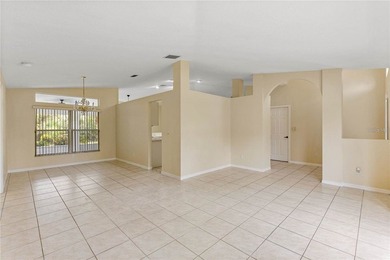 One or more photo(s) has been virtually staged. Move-in ready - photo 7