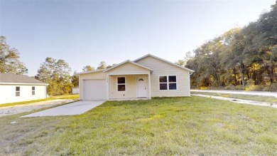 Lake Weir Home For Sale in Belleview Florida