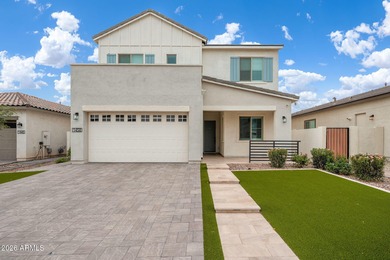 (private lake, pond, creek) Home For Sale in Gilbert Arizona