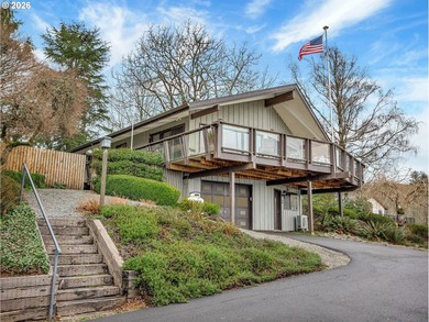 Rare opportunity to own a unique custom-built coastal property - photo 2