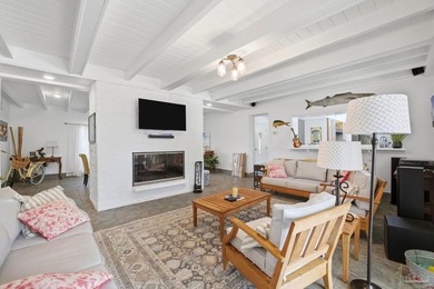 Located in the highly sought-after Villa Sabine neighborhood - photo 9