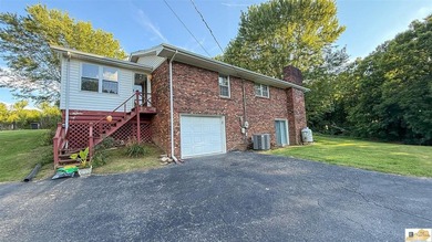 Welcome to 3088 Finney Road, Glasgow, KY-a beautiful ranch-style - photo 17